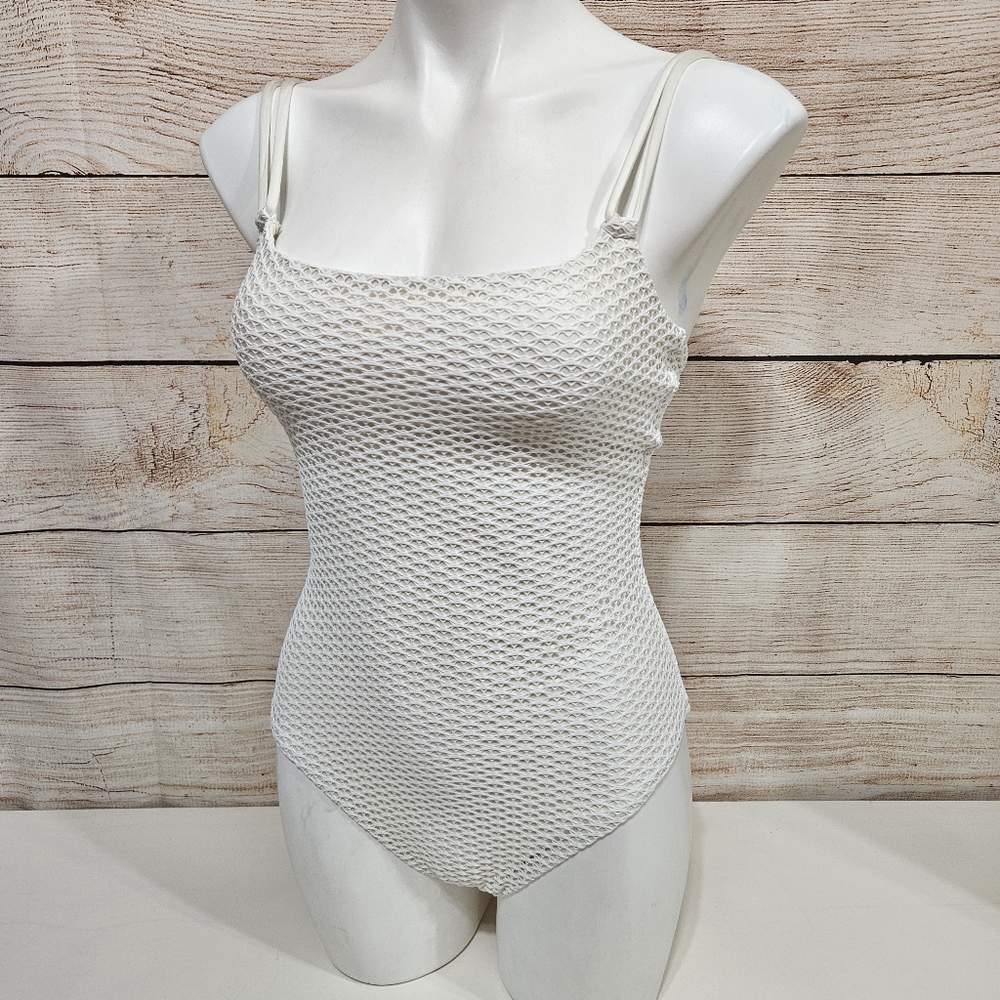 NWOT Trina Turk White Knit Fish Net One Piece 8